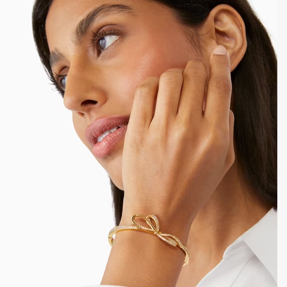 Kate Spade New York All Tied Up Pave Hinged Bangle Bracelet in gold tone - Picture 2 of 4
